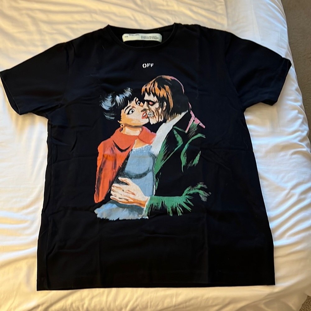Off-White T-Shirt